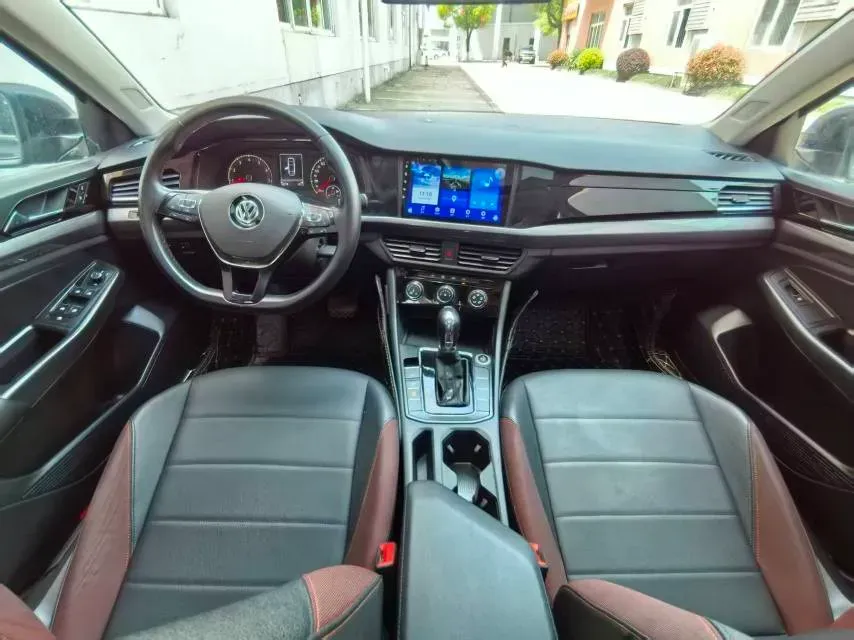 2019 Bestune T77 1.2T 143HP L4 7DCT,autocango,china used car exporter,china ev exporter,chinese used car exporter,chinese used ev exporter