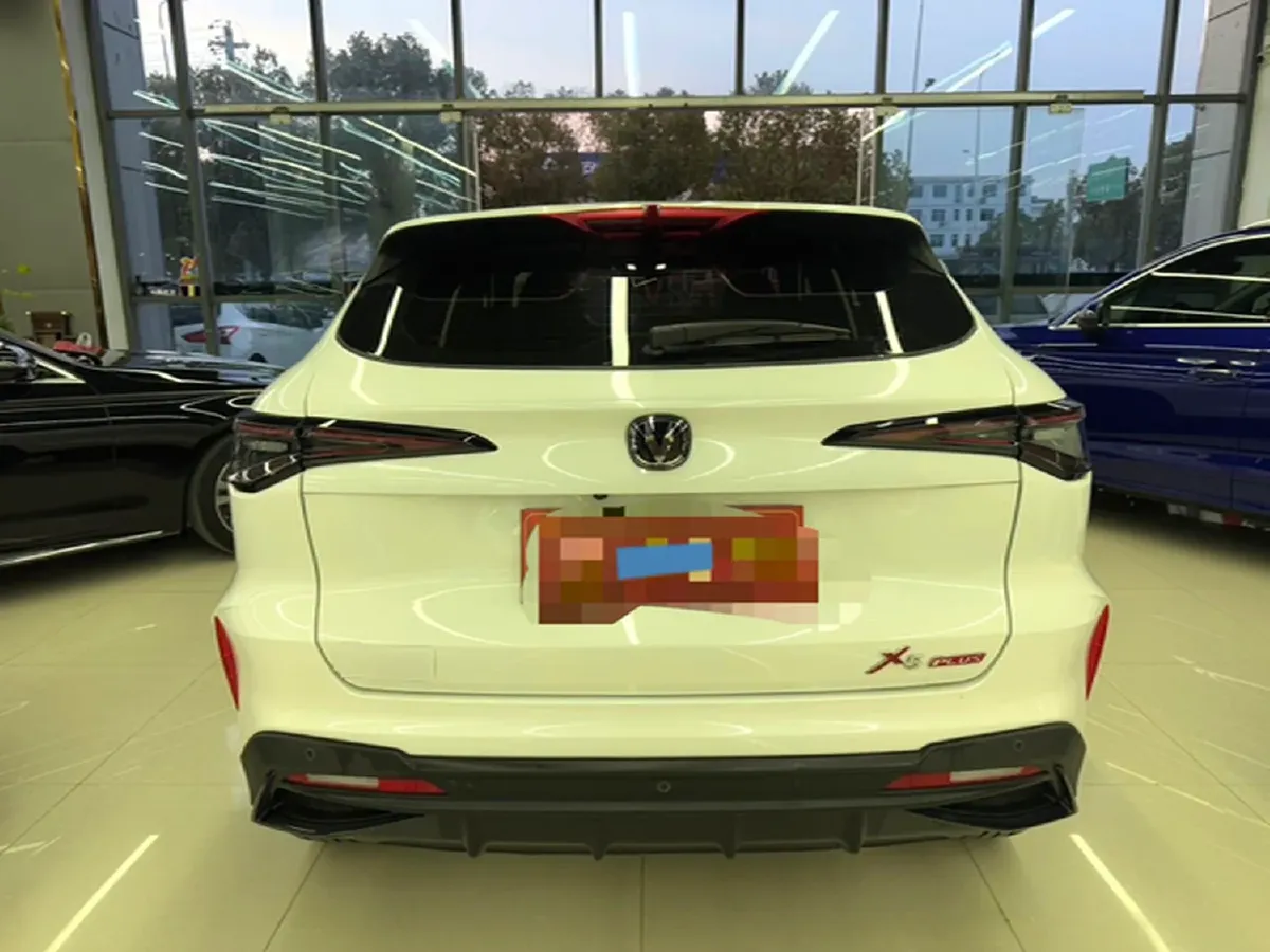 2025 ChangAn X5 PLUS 1.5T 188HP L4 7DCT,autocango,china used car exporter,china ev exporter,chinese used car exporter,chinese used ev exporter