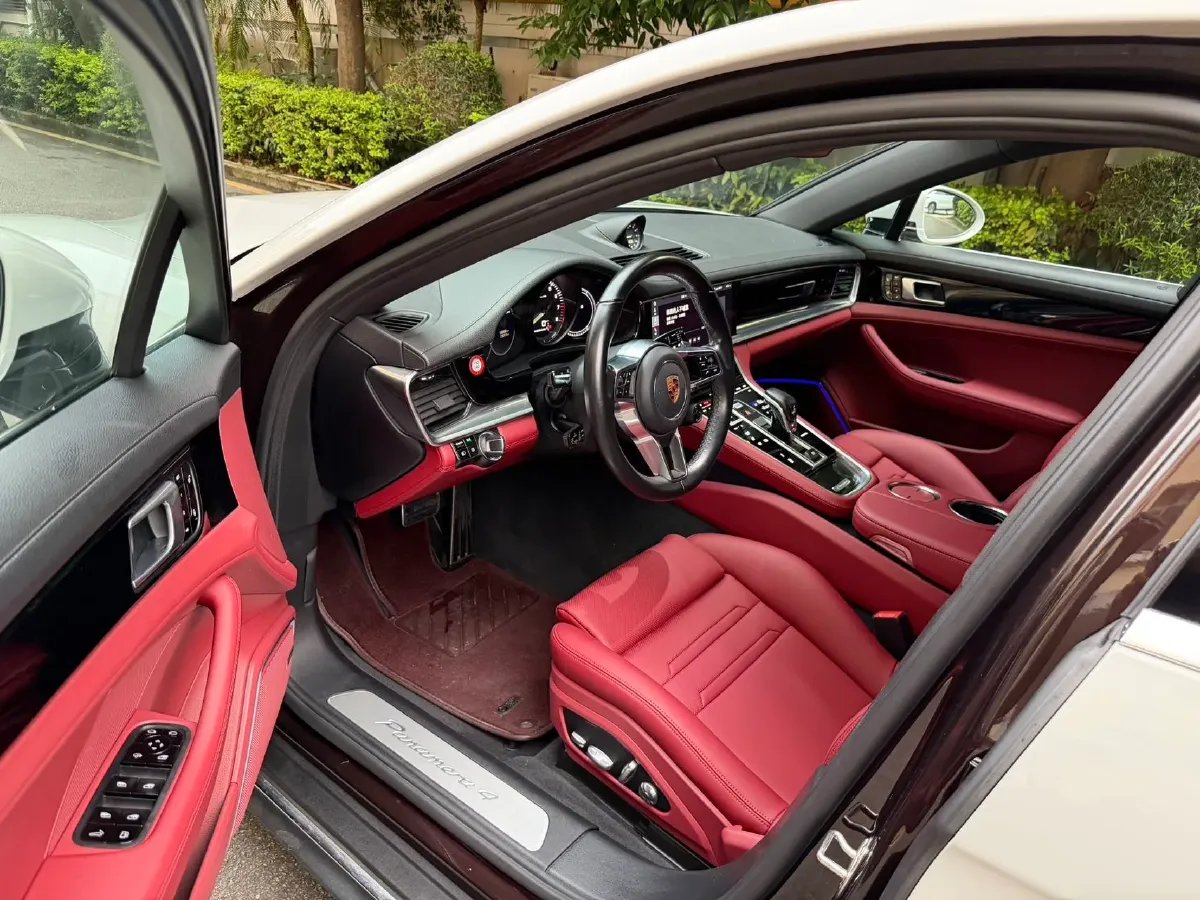 2017 BMW 7 Series 3.0T 326HP L6 8AT,autocango,china used car exporter,china ev exporter,chinese used car exporter,chinese used ev exporter