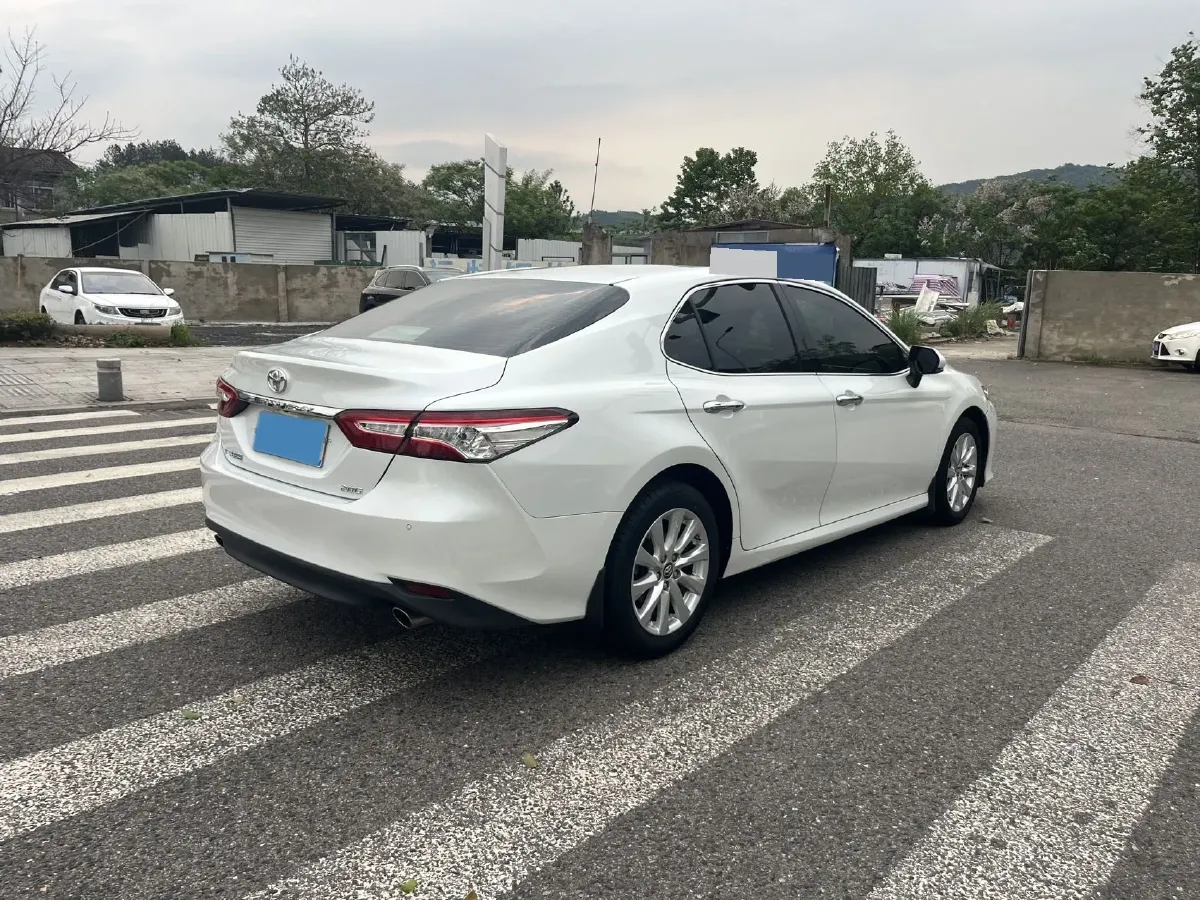 2019 Toyota Camry 2.0L 178HP L4 CVT,autocango,china used car exporter,china ev exporter,chinese used car exporter,chinese used ev exporter