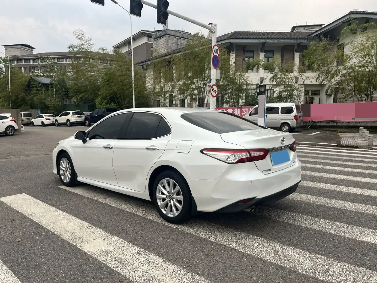 2019 Toyota Camry 2.0L 178HP L4 CVT,autocango,china used car exporter,china ev exporter,chinese used car exporter,chinese used ev exporter