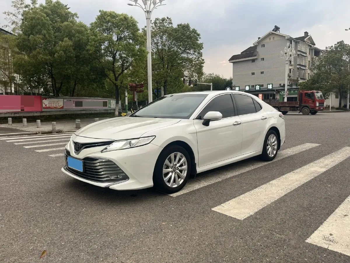 2019 Toyota Camry 2.0L 178HP L4 CVT,autocango,china used car exporter,china ev exporter,chinese used car exporter,chinese used ev exporter