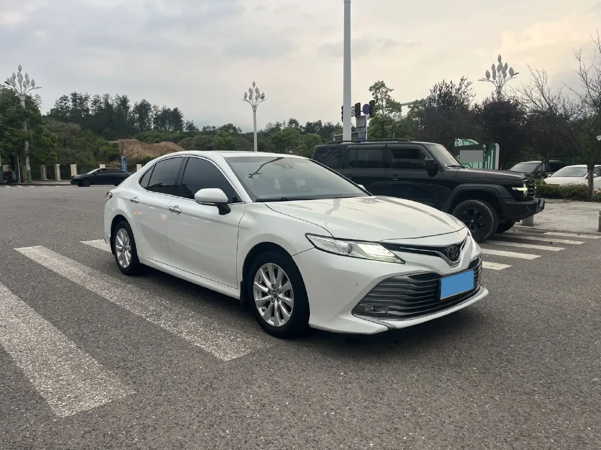 2019 Toyota Camry 2.0L 178HP L4 CVT,autocango,china used car exporter,china ev exporter,chinese used car exporter,chinese used ev exporter