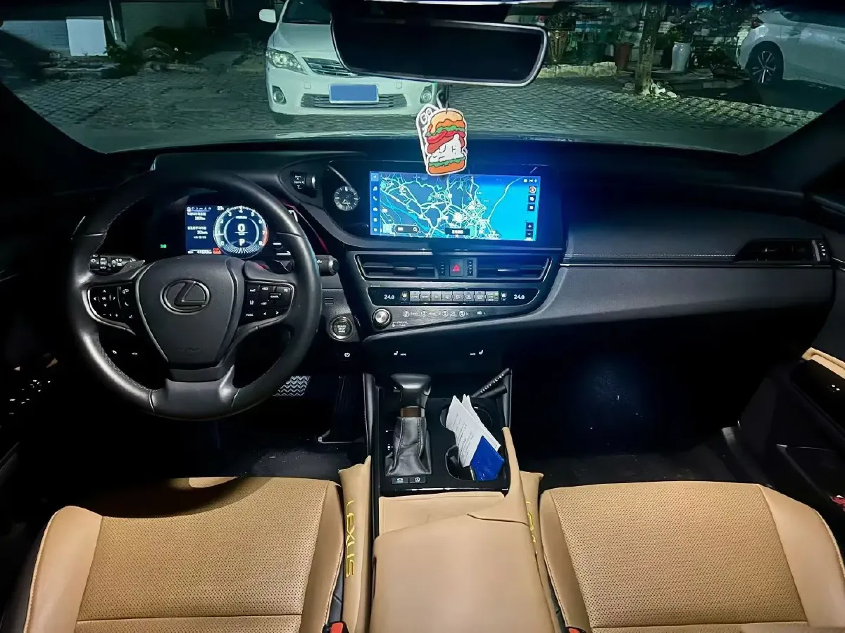 2023 Lexus ES 2.0L 173HP L4 CVT,autocango,china used car exporter,china ev exporter,chinese used car exporter,chinese used ev exporter