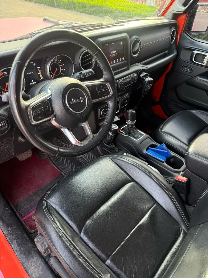2019 Jeep Wrangler 2.0T 266HP L4 8AT,autocango,china used car exporter,china ev exporter,chinese used car exporter,chinese used ev exporter