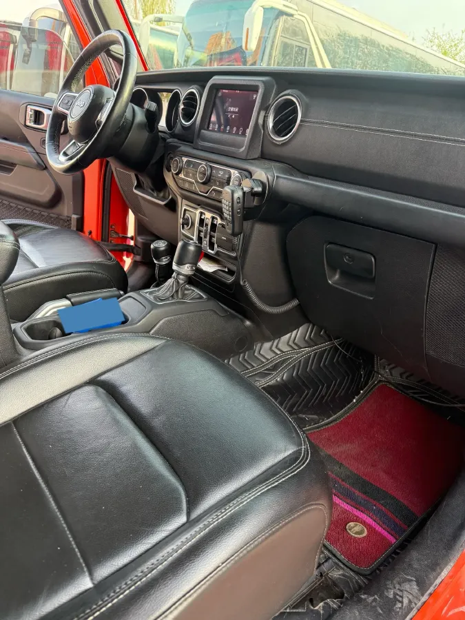 2019 Jeep Wrangler 2.0T 266HP L4 8AT,autocango,china used car exporter,china ev exporter,chinese used car exporter,chinese used ev exporter