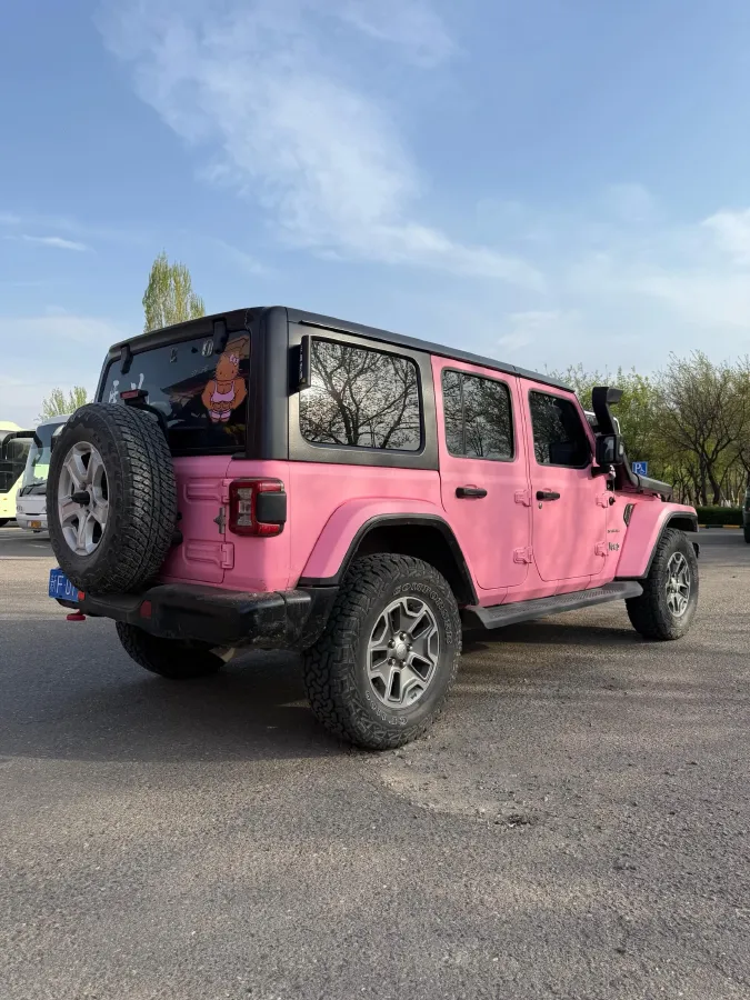 2019 Jeep Wrangler 2.0T 266HP L4 8AT,autocango,china used car exporter,china ev exporter,chinese used car exporter,chinese used ev exporter