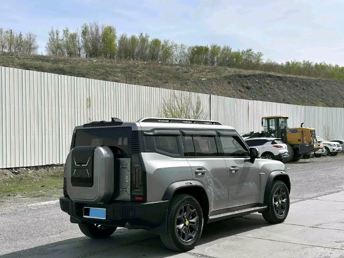 2023 Jetour Traveller 2.0T 254HP L4 7DCT,autocango,china used car exporter,china ev exporter,chinese used car exporter,chinese used ev exporter