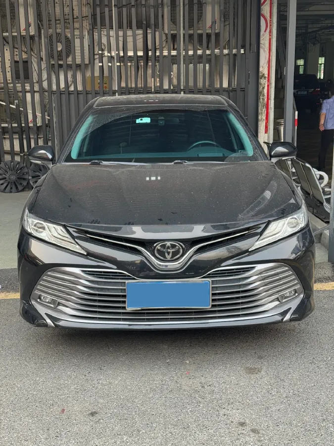 2019 Toyota Camry 2.0L 178HP L4 CVT,autocango,china used car exporter,china ev exporter,chinese used car exporter,chinese used ev exporter