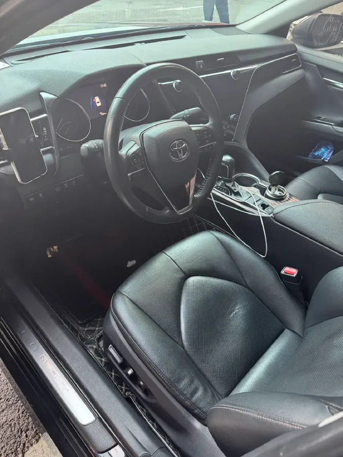 2019 Toyota Camry 2.0L 178HP L4 CVT,autocango,china used car exporter,china ev exporter,chinese used car exporter,chinese used ev exporter