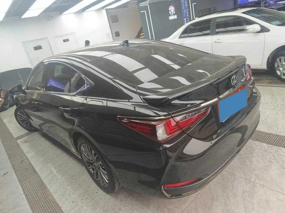 2018 Lexus ES 2.5L 207HP L4 8AT,autocango,china used car exporter,china ev exporter,chinese used car exporter,chinese used ev exporter