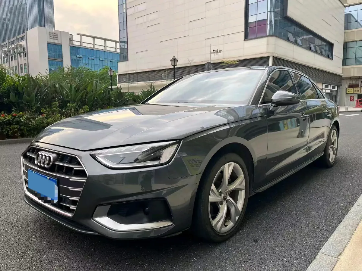 2020 Audi A4L 2.0T 190HP L4 7DCT,autocango,china used car exporter,china ev exporter,chinese used car exporter,chinese used ev exporter