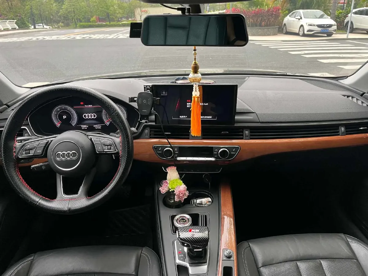 2020 Audi A4L 2.0T 190HP L4 7DCT,autocango,china used car exporter,china ev exporter,chinese used car exporter,chinese used ev exporter