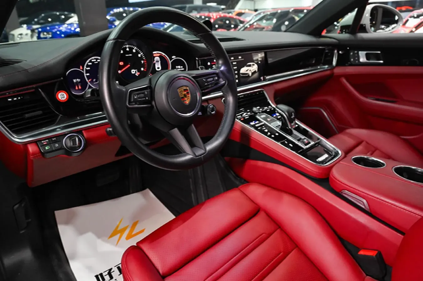 2021 Porsche Panamera 2.9T 330HP V6 8DCT,autocango,china used car exporter,china ev exporter,chinese used car exporter,chinese used ev exporter