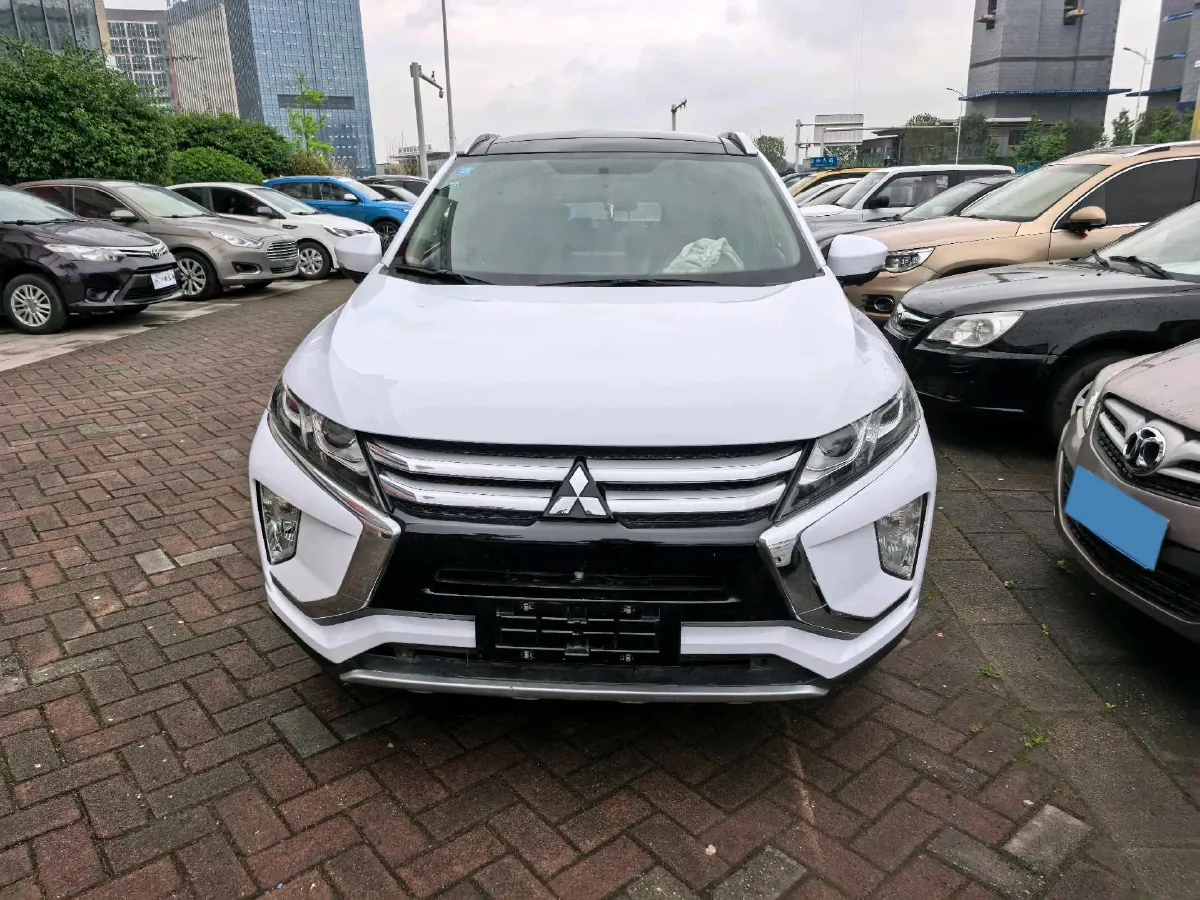 2019 Mitsubishi Eclipse Cross 1.5T 170HP L4 CVT,autocango,china used car exporter,china ev exporter,chinese used car exporter,chinese used ev exporter