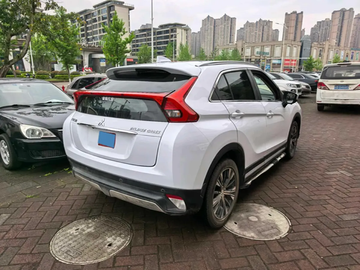 2019 Mitsubishi Eclipse Cross 1.5T 170HP L4 CVT,autocango,china used car exporter,china ev exporter,chinese used car exporter,chinese used ev exporter