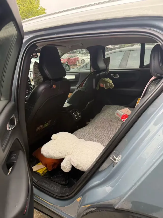 2020 Volvo XC40 1.5T 163HP L3 8AT,autocango,china used car exporter,china ev exporter,chinese used car exporter,chinese used ev exporter