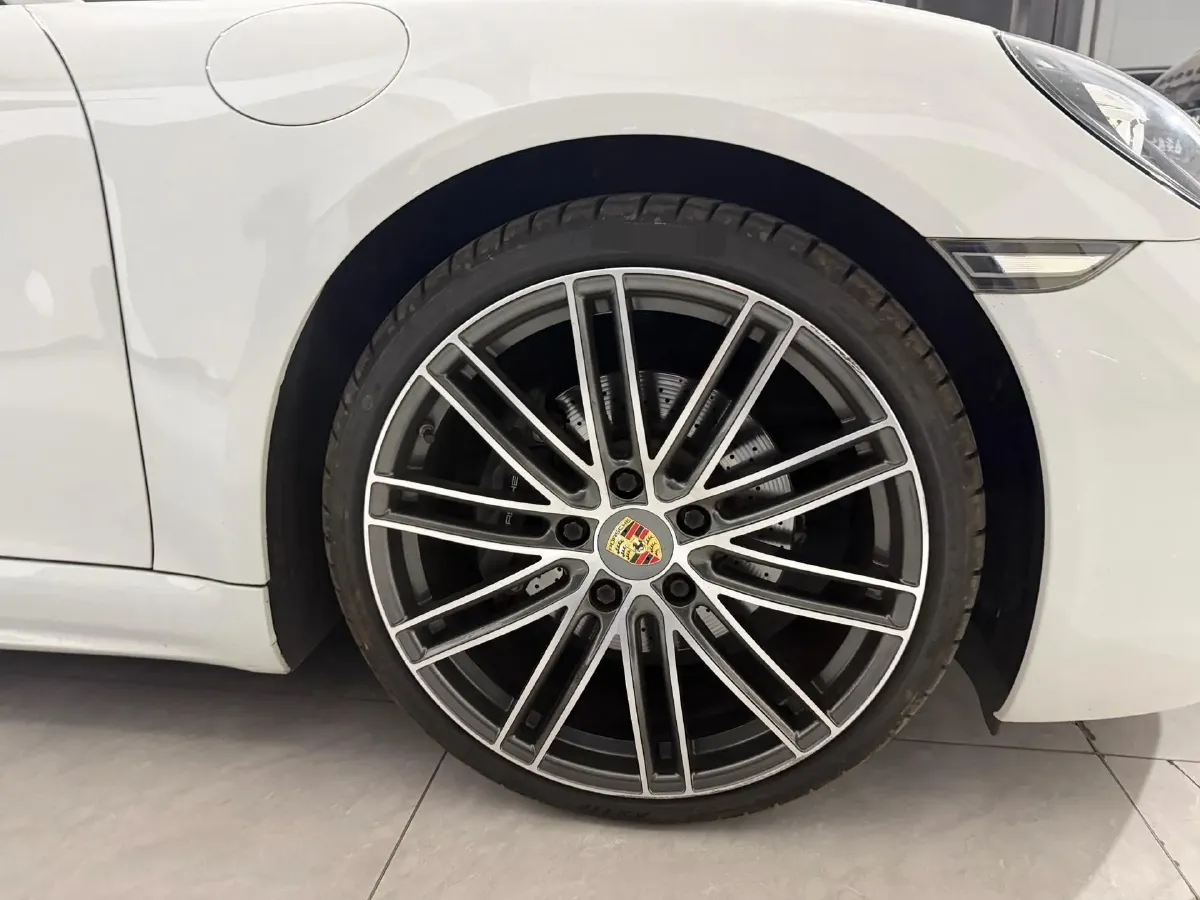 2020 Porsche 718 2.0T 250HP H4 7DCT,autocango,china used car exporter,china ev exporter,chinese used car exporter,chinese used ev exporter