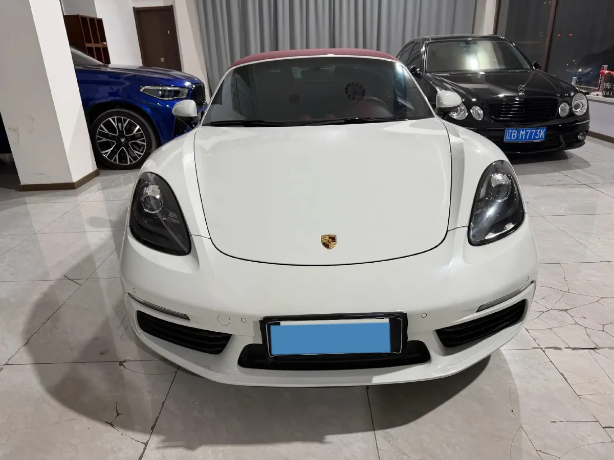 2020 Porsche 718 2.0T 250HP H4 7DCT,autocango,china used car exporter,china ev exporter,chinese used car exporter,chinese used ev exporter