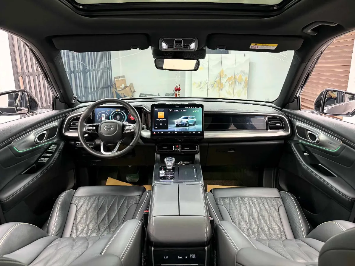 2022 GAC Trumpchi GS8 2.0T 252HP L4 8AT,autocango,china used car exporter,china ev exporter,chinese used car exporter,chinese used ev exporter