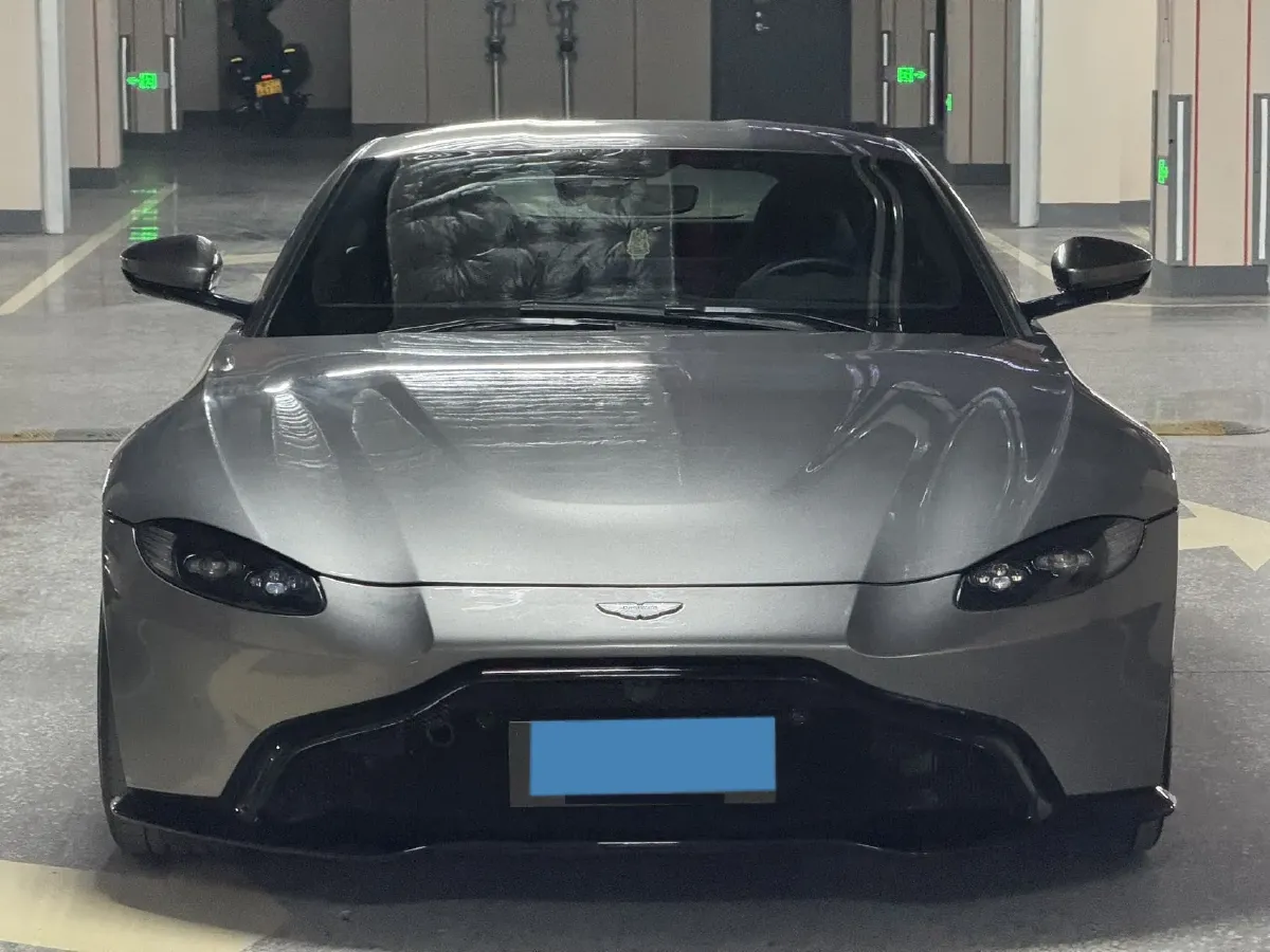 2018 Aston Martin V8 Vantage 4.0T 510HP V8 8AT,autocango,china used car exporter,china ev exporter,chinese used car exporter,chinese used ev exporter