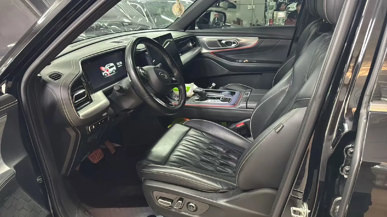 2022 GAC Trumpchi GS8 2.0T 252HP L4 8AT,autocango,china used car exporter,china ev exporter,chinese used car exporter,chinese used ev exporter