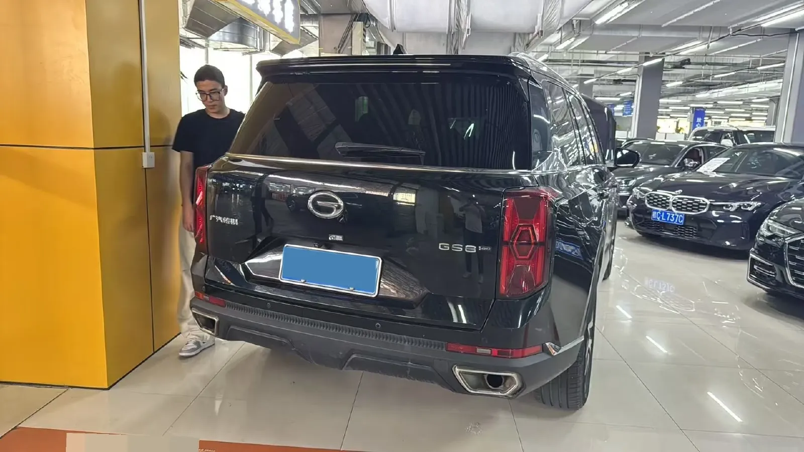 2022 GAC Trumpchi GS8 2.0T 252HP L4 8AT,autocango,china used car exporter,china ev exporter,chinese used car exporter,chinese used ev exporter