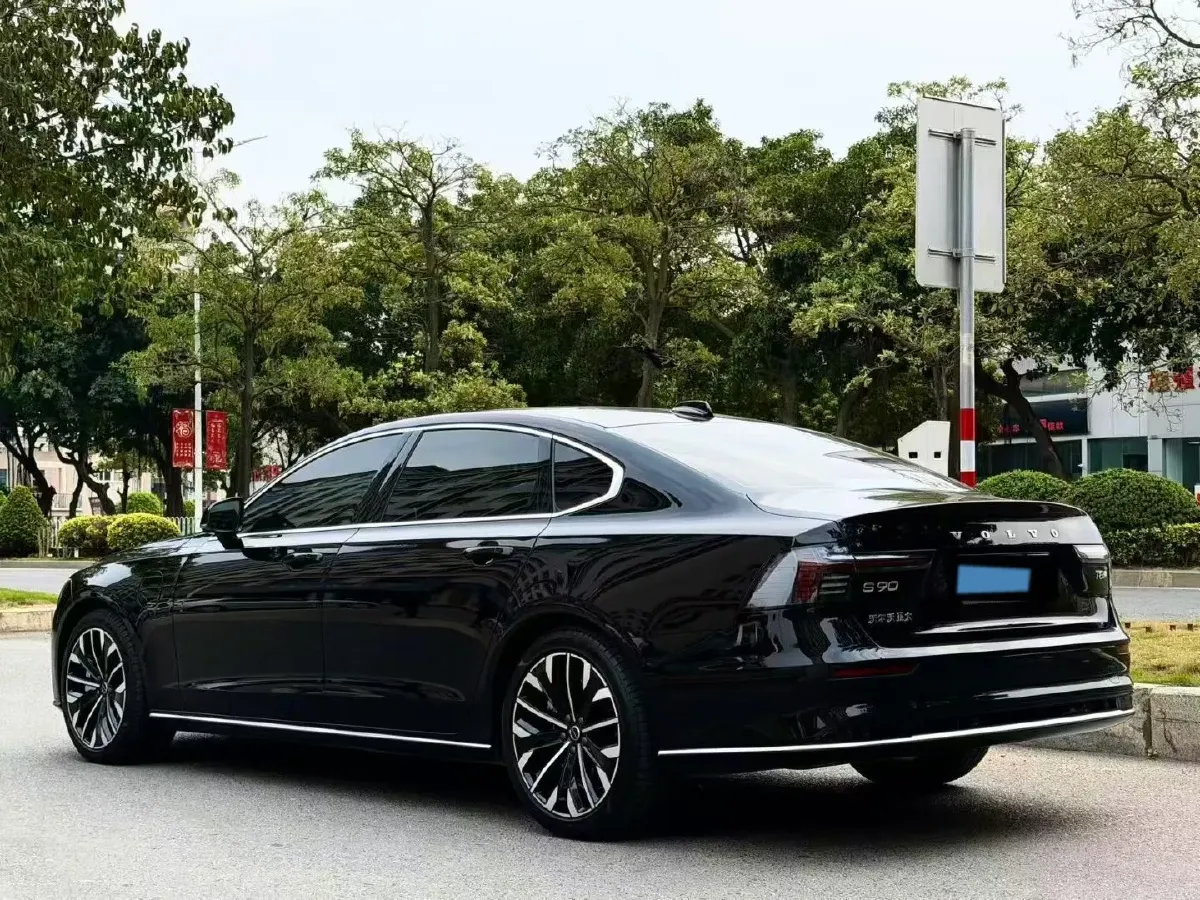 2026 Volvo S90 PHEV 2.0T 310HP L4 8AT PHEV,autocango,china used car exporter,china ev exporter,chinese used car exporter,chinese used ev exporter