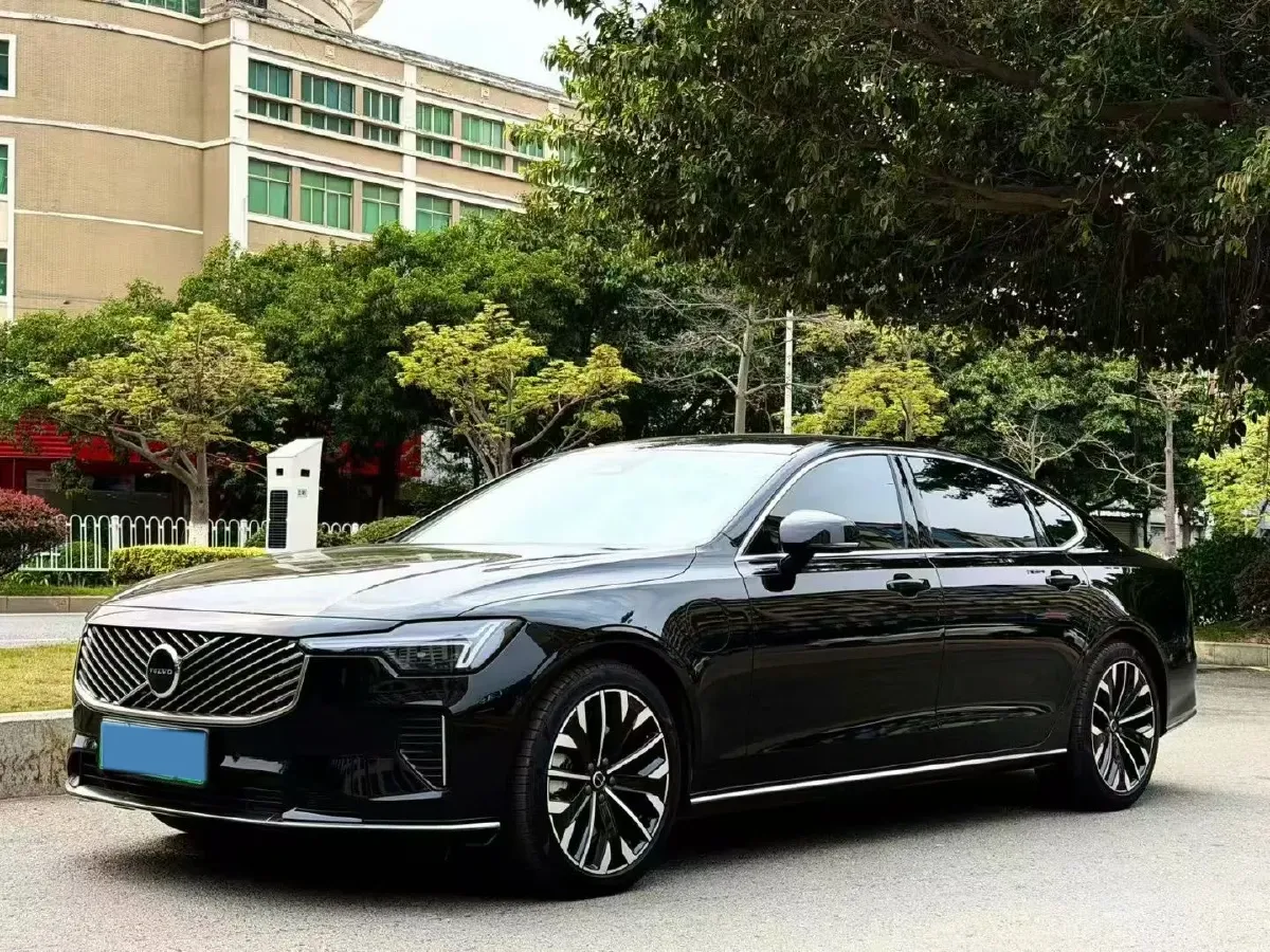 2026 Volvo S90 PHEV 2.0T 310HP L4 8AT PHEV,autocango,china used car exporter,china ev exporter,chinese used car exporter,chinese used ev exporter