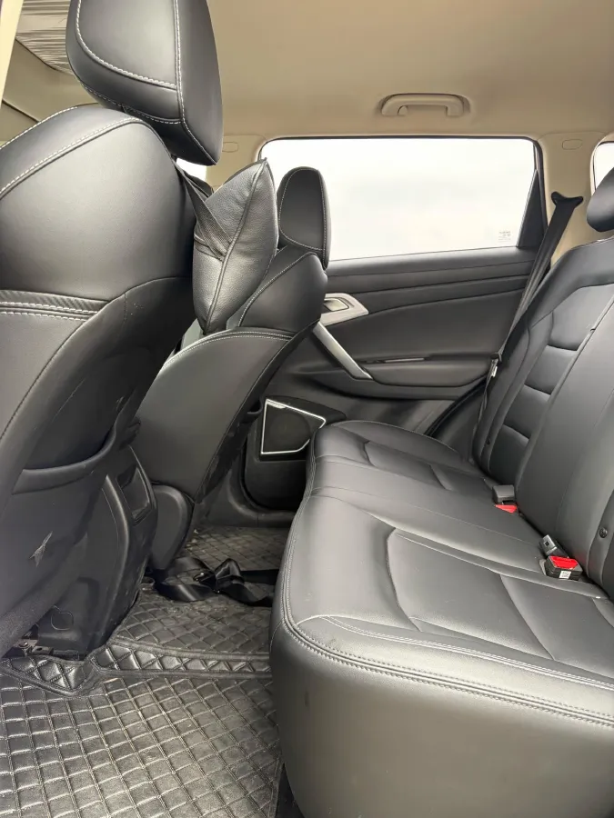 2021 Geely JiaJi 1.8T 184HP L4 7DCT,autocango,china used car exporter,china ev exporter,chinese used car exporter,chinese used ev exporter