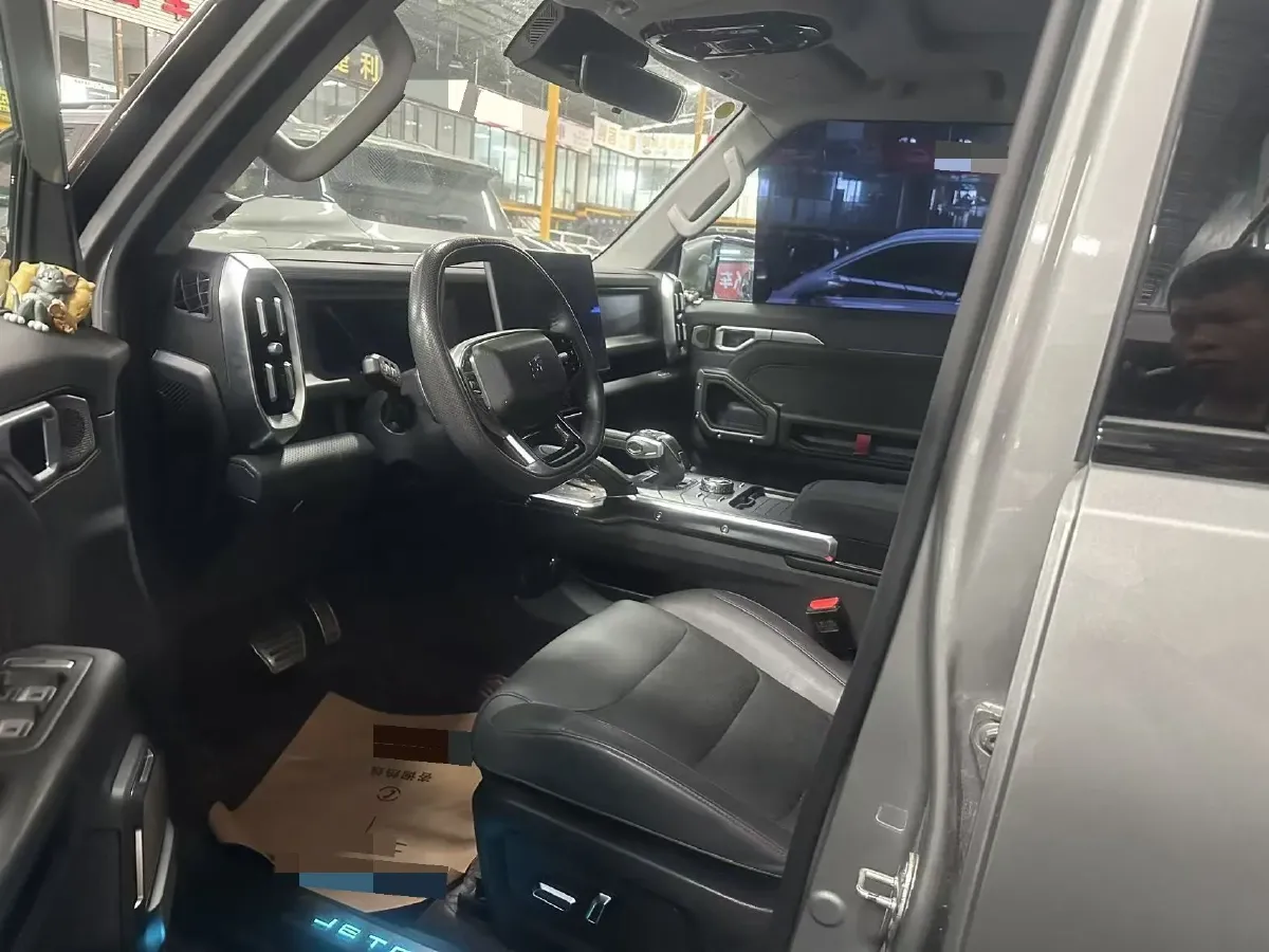 2023 Jetour Traveller 2.0T 254HP L4 7DCT,autocango,china used car exporter,china ev exporter,chinese used car exporter,chinese used ev exporter