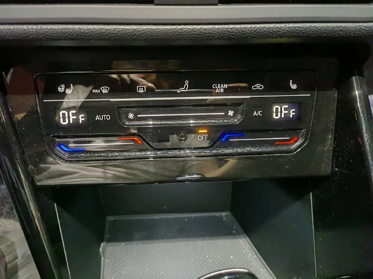 2022 Volkswagen Tayron 2.0T 186HP L4 7DCT,autocango,china used car exporter,china ev exporter,chinese used car exporter,chinese used ev exporter