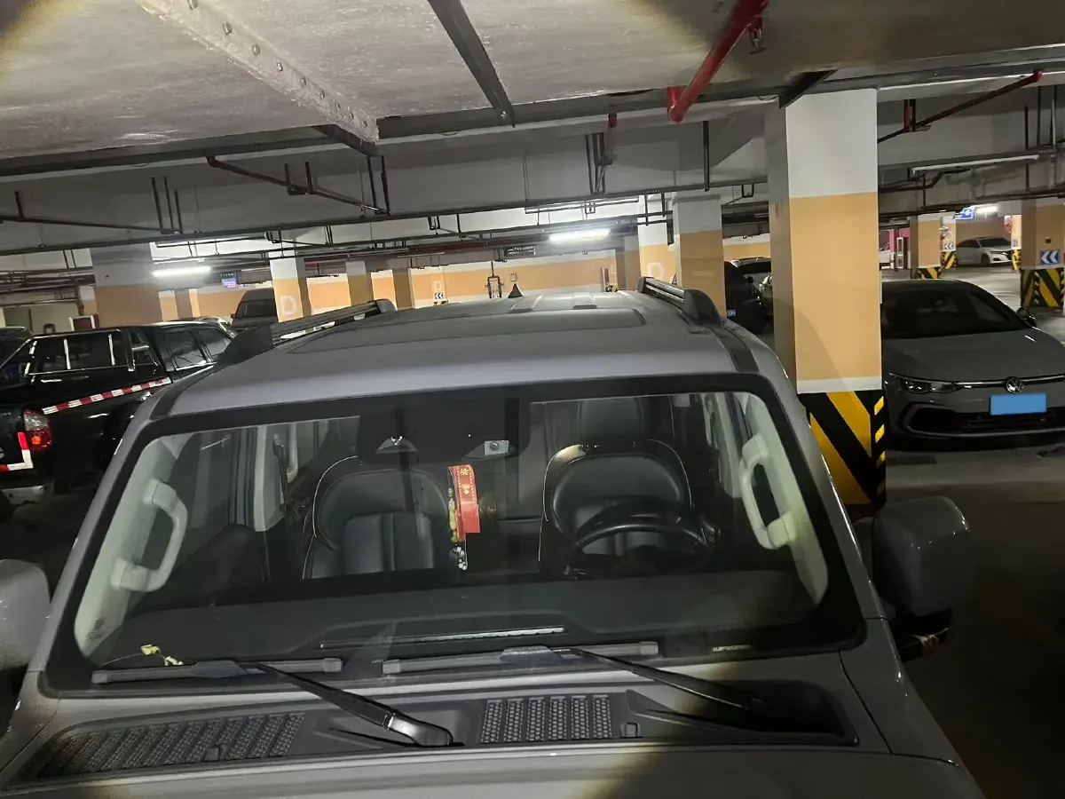 2023 Tank 300 2.0T 227HP L4 8AT,autocango,china used car exporter,china ev exporter,chinese used car exporter,chinese used ev exporter