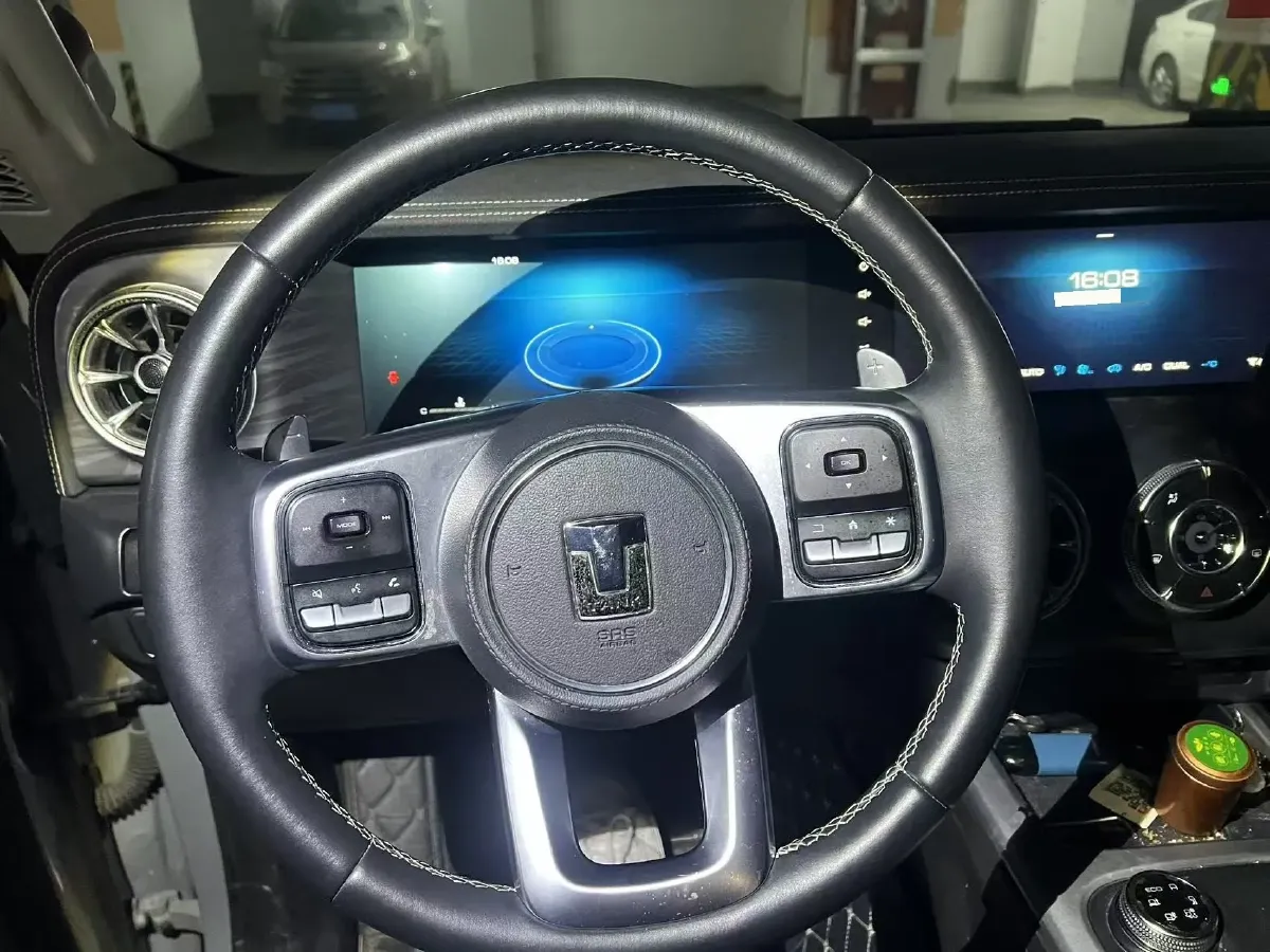 2023 Tank 300 2.0T 227HP L4 8AT,autocango,china used car exporter,china ev exporter,chinese used car exporter,chinese used ev exporter