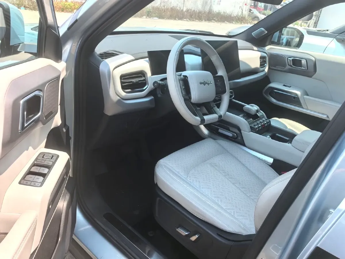 2025 FangChengBao Tai 3 BEV,autocango,china used car exporter,china ev exporter,chinese used car exporter,chinese used ev exporter