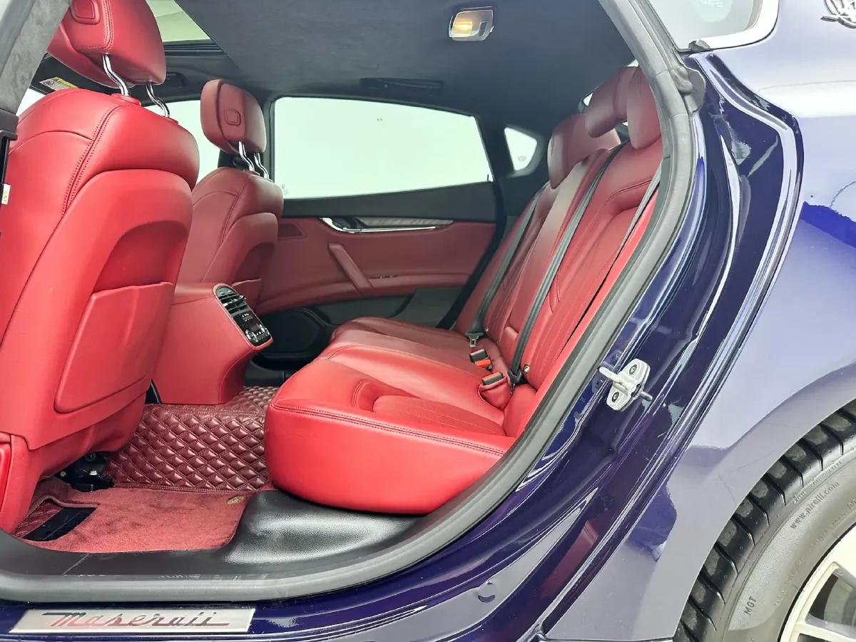 2018 Maserati Quattroporte 3.0T 350HP V6 8AT,autocango,china used car exporter,china ev exporter,chinese used car exporter,chinese used ev exporter