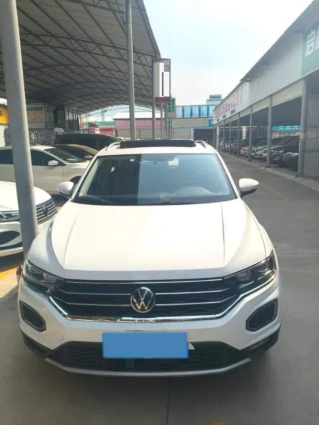 2022 Volkswagen T-Roc 1.4T 150HP L4 7DCT,autocango,china used car exporter,china ev exporter,chinese used car exporter,chinese used ev exporter