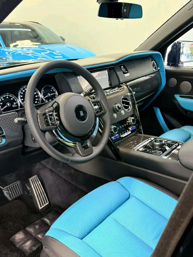 2020 Rolls-Royce Cullinan 6.7T 600HP V12 8AT,autocango,china used car exporter,china ev exporter,chinese used car exporter,chinese used ev exporter