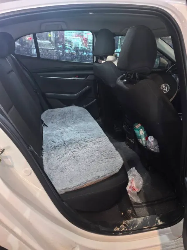 2023 Mazda 3 Axela 2.0L 158HP L4 6AT,autocango,china used car exporter,china ev exporter,chinese used car exporter,chinese used ev exporter