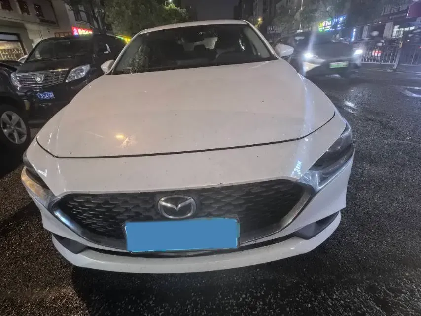 2023 Mazda 3 Axela 2.0L 158HP L4 6AT,autocango,china used car exporter,china ev exporter,chinese used car exporter,chinese used ev exporter