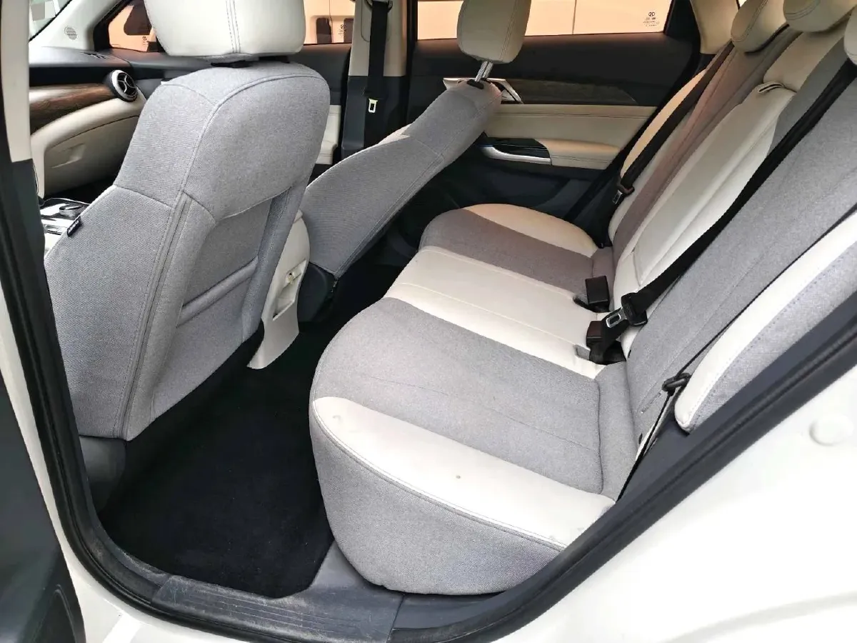 2018 BeiJing Auto EU5 BEV 53.66KWH,autocango,china used car exporter,china ev exporter,chinese used car exporter,chinese used ev exporter