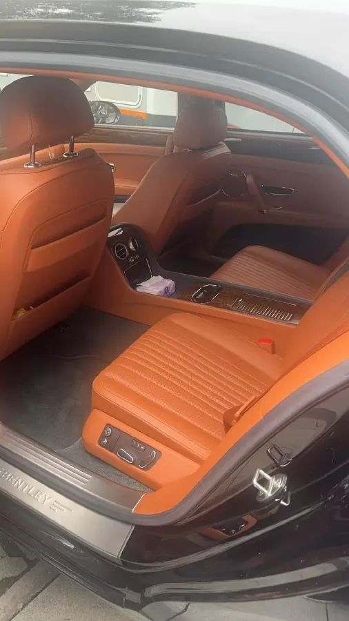 2017 Bentley Flying Spur 4.0T 507HP V8 8AT,autocango,china used car exporter,china ev exporter,chinese used car exporter,chinese used ev exporter