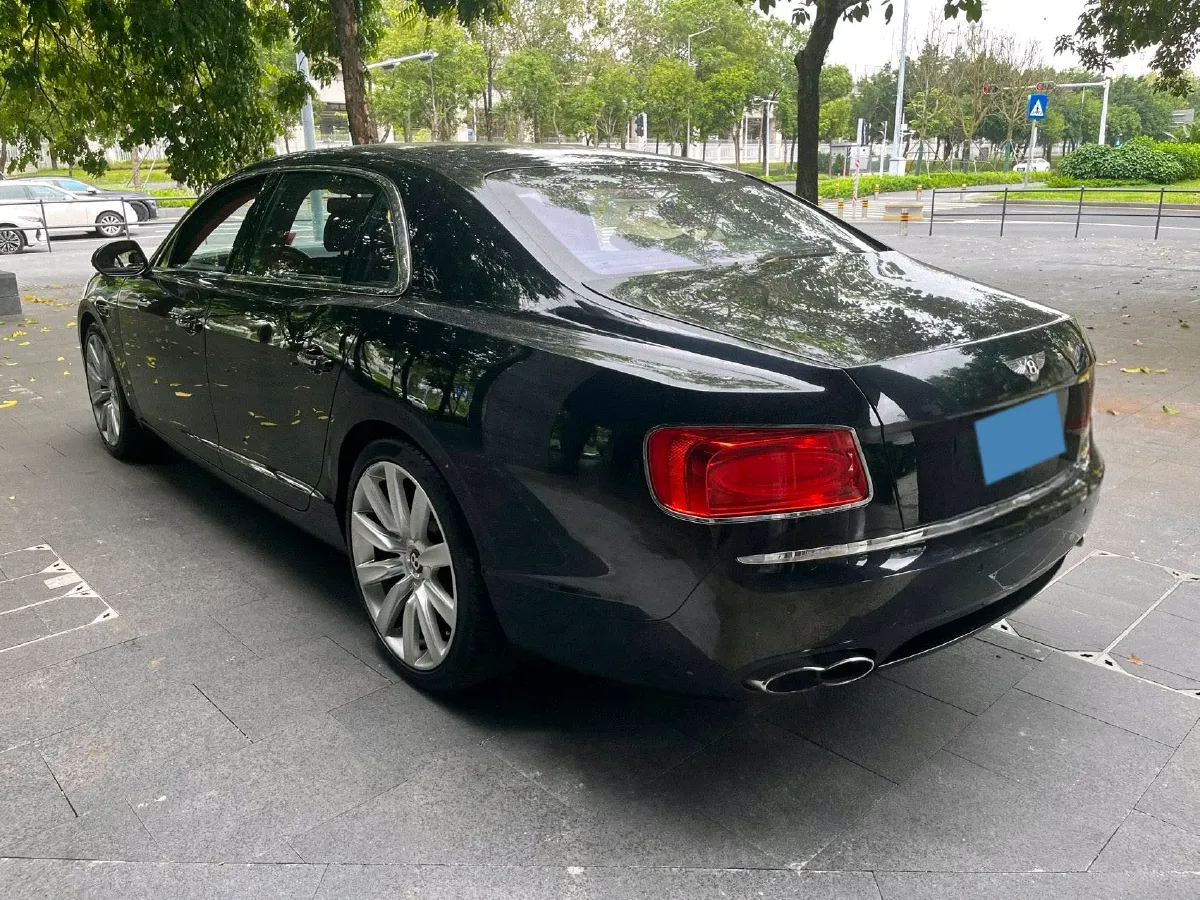2017 Bentley Flying Spur 4.0T 507HP V8 8AT,autocango,china used car exporter,china ev exporter,chinese used car exporter,chinese used ev exporter