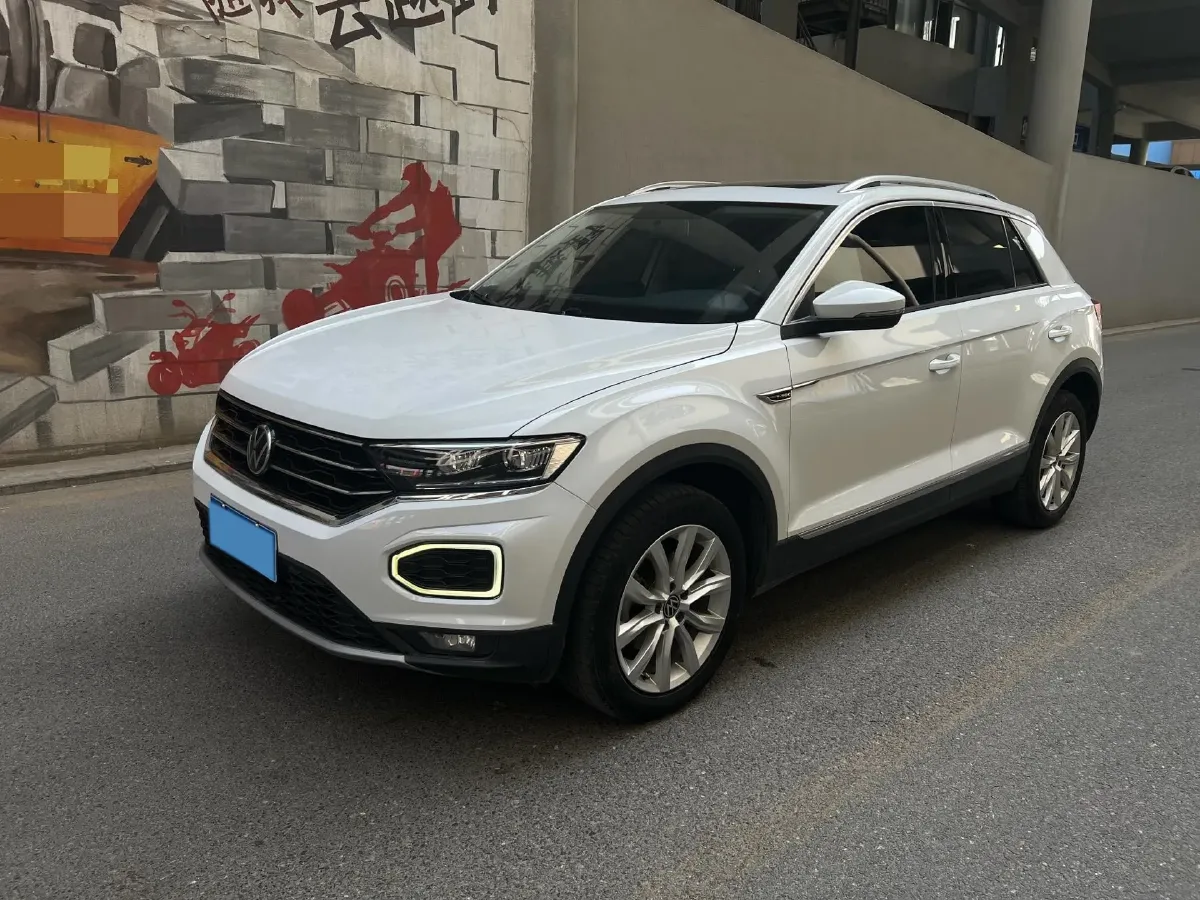 2022 Volkswagen T-Roc 1.4T 150HP L4 7DCT,autocango,china used car exporter,china ev exporter,chinese used car exporter,chinese used ev exporter
