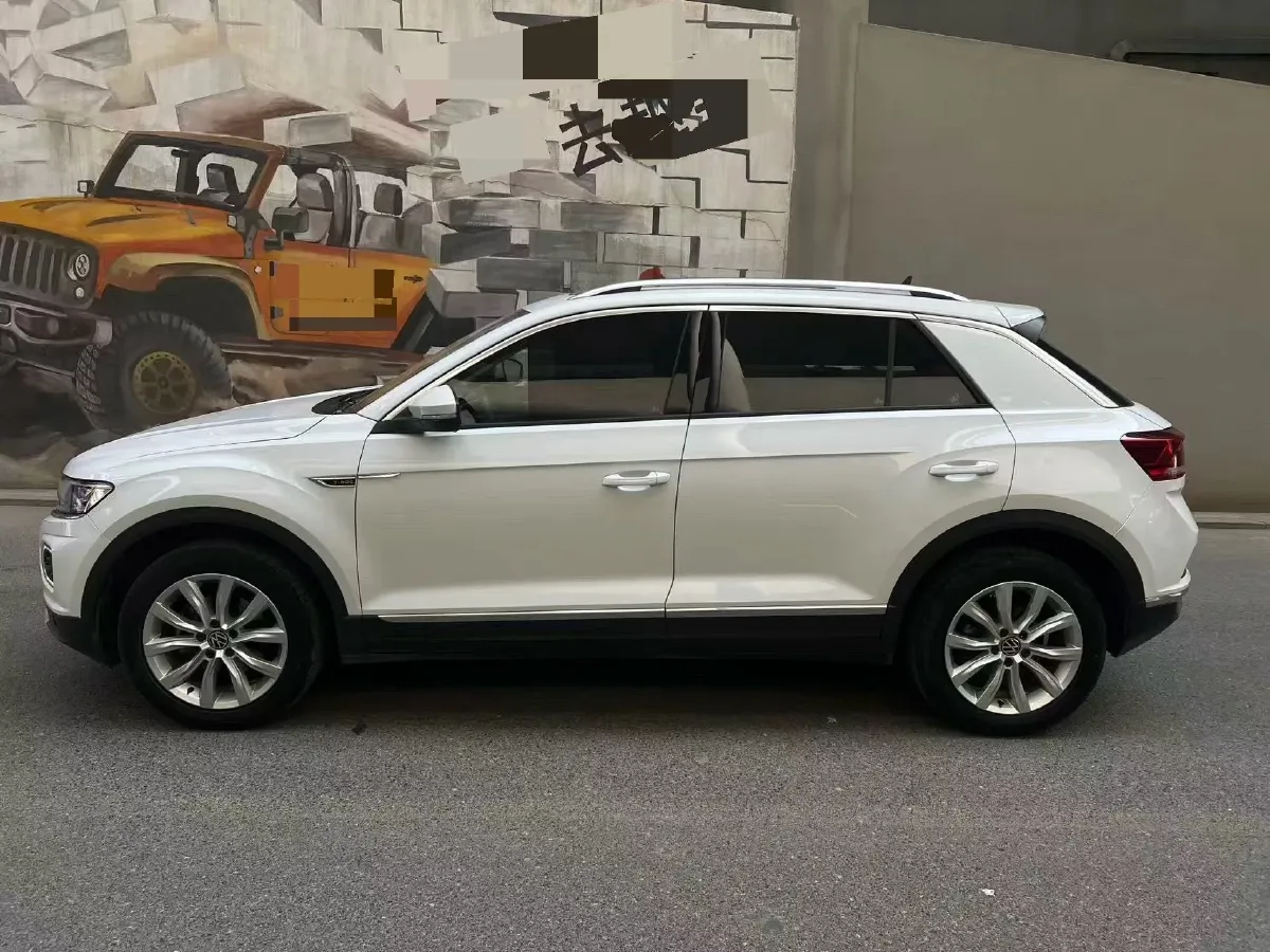2022 Volkswagen T-Roc 1.4T 150HP L4 7DCT,autocango,china used car exporter,china ev exporter,chinese used car exporter,chinese used ev exporter