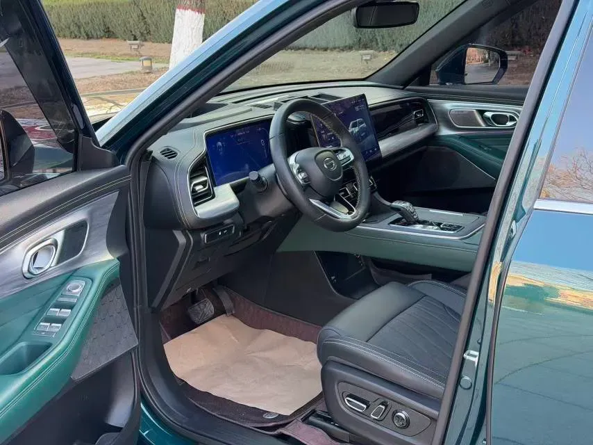 2022 GAC Trumpchi GS8 2.0T 252HP L4 8AT,autocango,china used car exporter,china ev exporter,chinese used car exporter,chinese used ev exporter