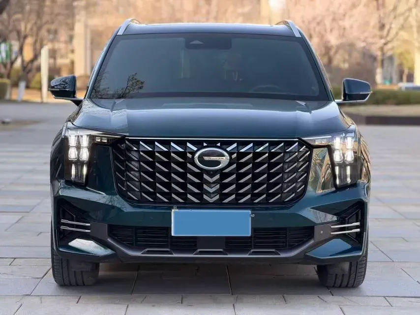 2022 GAC Trumpchi GS8 2.0T 252HP L4 8AT,autocango,china used car exporter,china ev exporter,chinese used car exporter,chinese used ev exporter