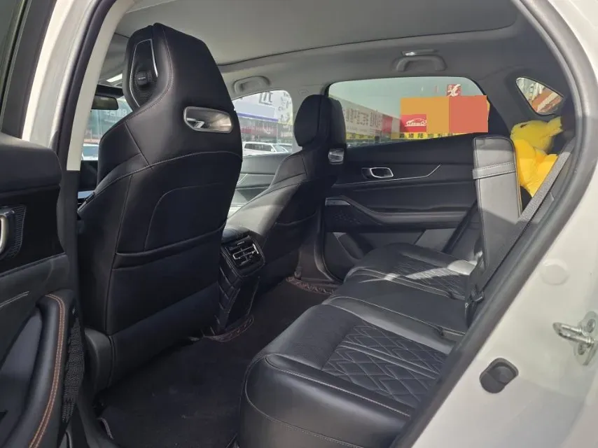 2021 ChangAn UNI-K 2.0T 233HP L4 8AT,autocango,china used car exporter,china ev exporter,chinese used car exporter,chinese used ev exporter