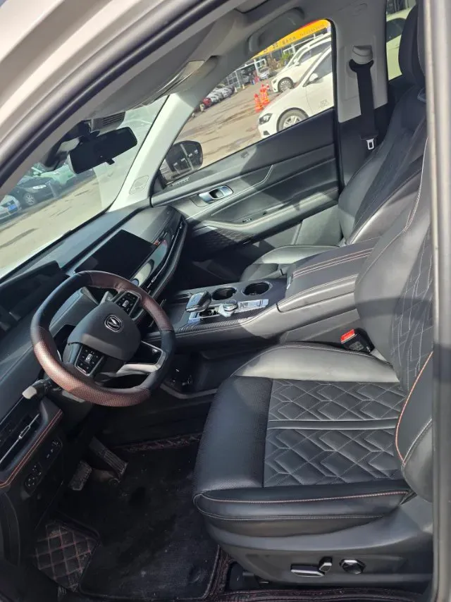 2021 ChangAn UNI-K 2.0T 233HP L4 8AT,autocango,china used car exporter,china ev exporter,chinese used car exporter,chinese used ev exporter