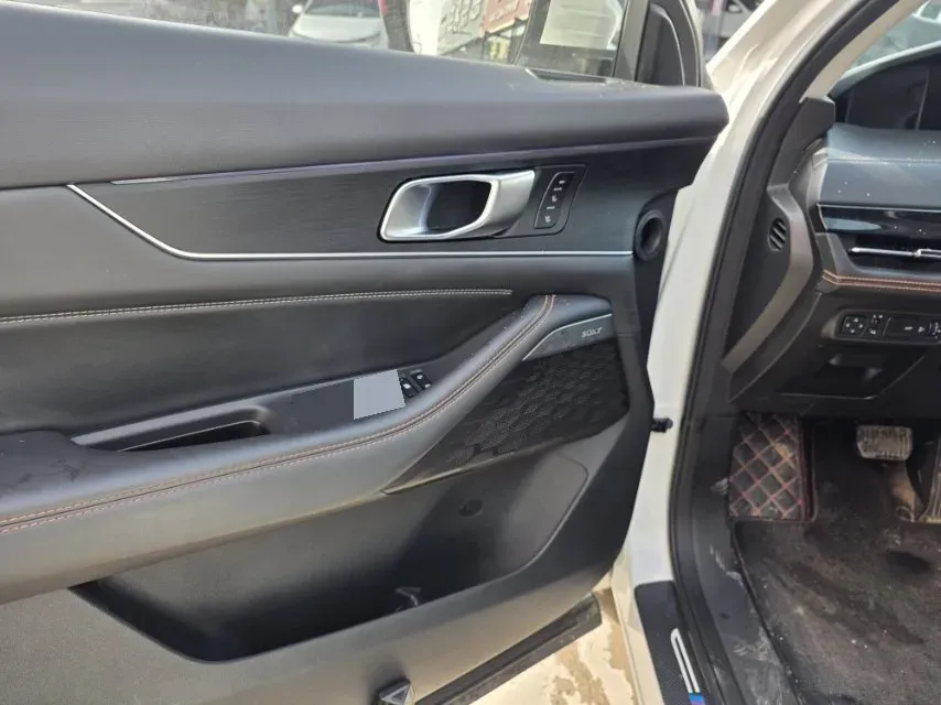 2021 ChangAn UNI-K 2.0T 233HP L4 8AT,autocango,china used car exporter,china ev exporter,chinese used car exporter,chinese used ev exporter